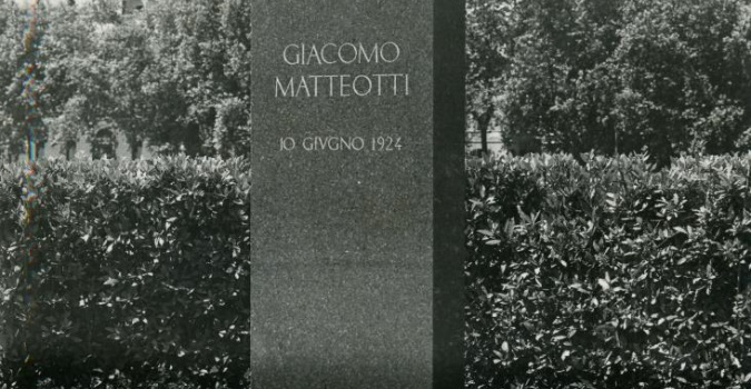 Roma, Stele in ricordo di Giacomo Matteotti.