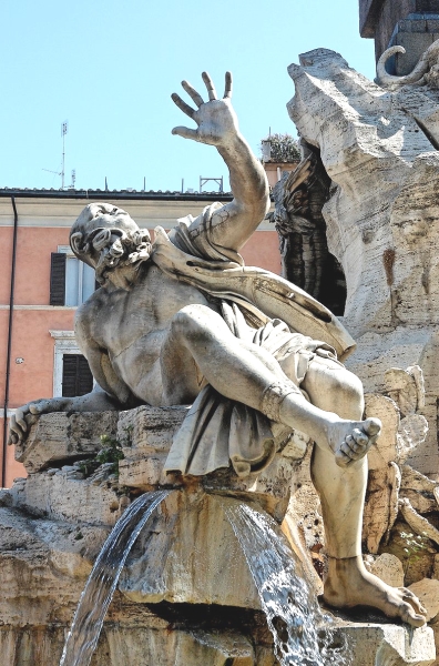 Fontana dei Quattro Fiumi - Rio de la Plata (particolare) Fontana dei Quattro Fiumi - Rio de la Plata (particolare)