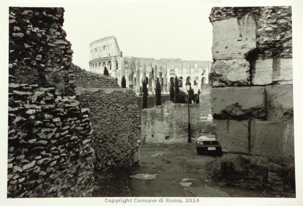 Gabriele Basilico Via Sacra – Foro romano, 1990 Gelatina ai sali d’argento, AFM 1 Gabriele Basilico Via Sacra – Foro romano, 1990 Gelatina ai sali d’argento, AFM 1