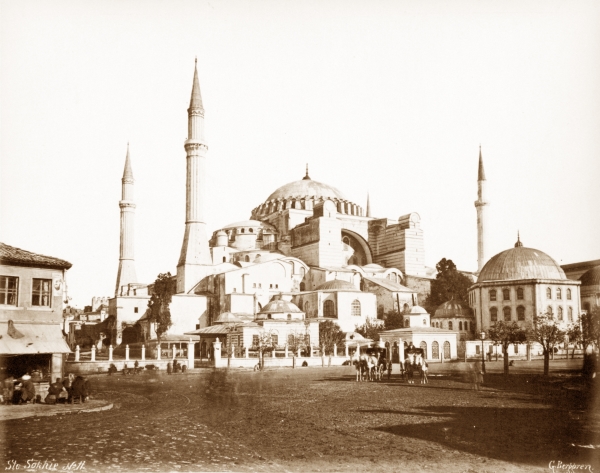 Guillaume Berggren (Stoccolma 1835 – Istanbul 1920) Istanbul, Santa Sofia 1870-1890 circa Guillaume Berggren (Stoccolma 1835 – Istanbul 1920) Istanbul, Santa Sofia 1870-1890 circa