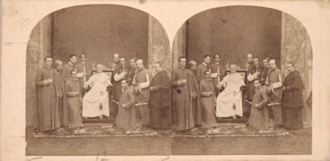 Antonio e Paolo Francesco D’Alessandri, Pio IX con i prelati dell’Anticamera Segreta nel ninfeo della Casina di Pio IV in Vaticano 1860 - 1865
